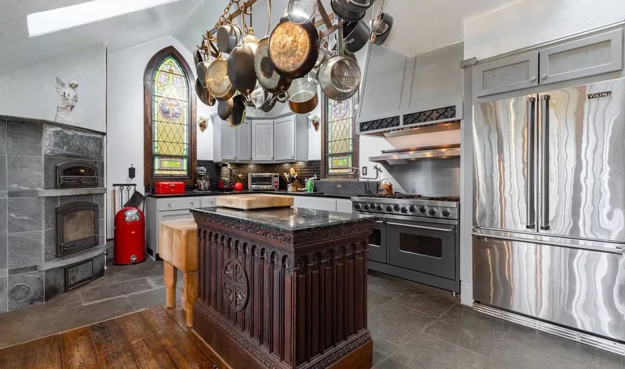 Rumah Masa Kecil Eleanor Roosevelt Dijual