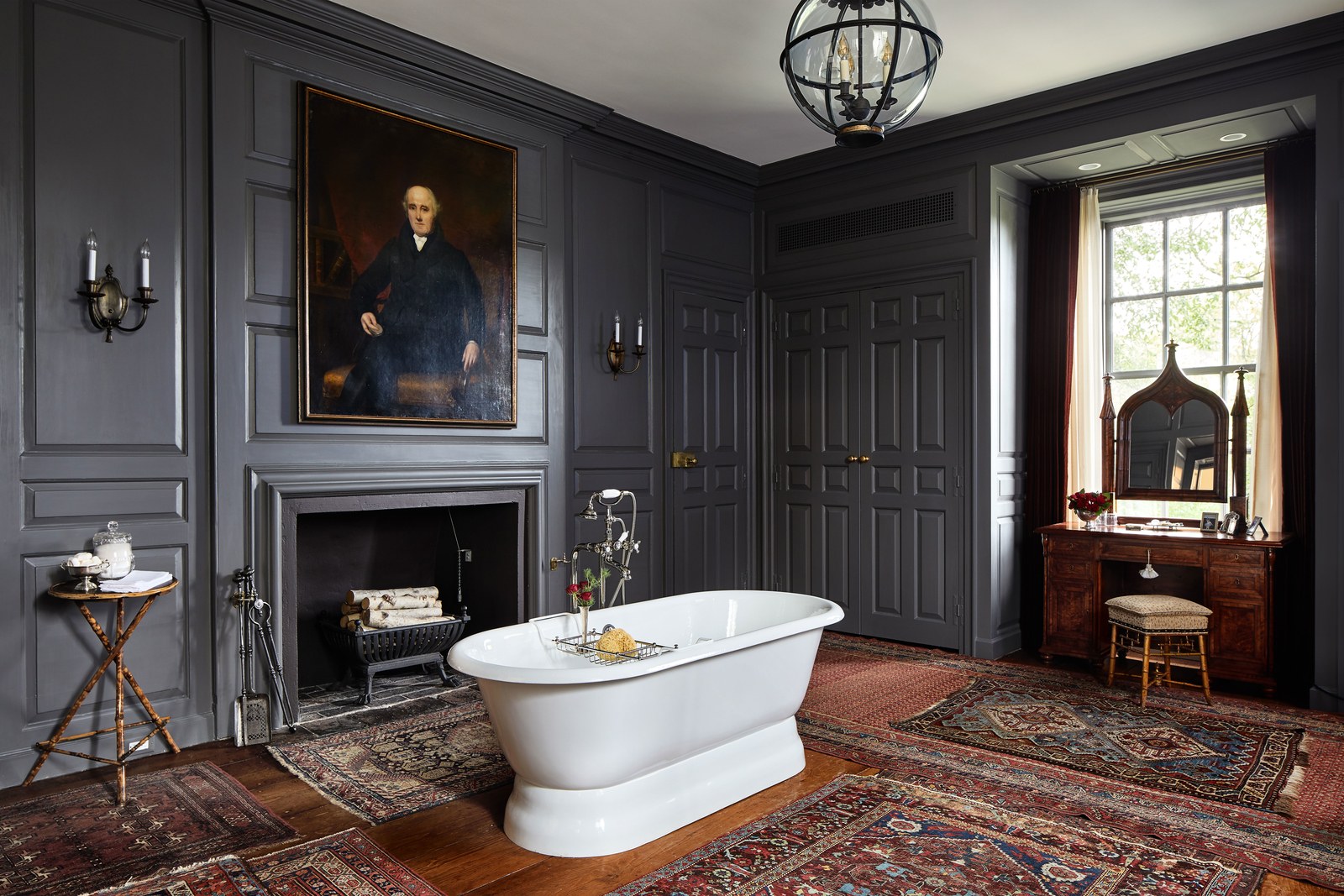 Mengintip Isi Rumah Tertua di Washington