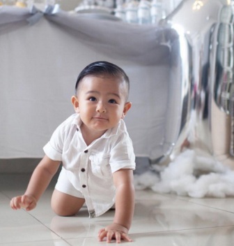 Bayi Paling Populer di Sosial Media Sepanjang 2015