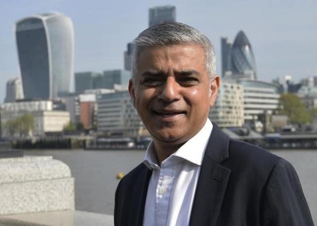 Trump: Muslim Dilarang Masuk AS, Kecuali Sadiq Khan