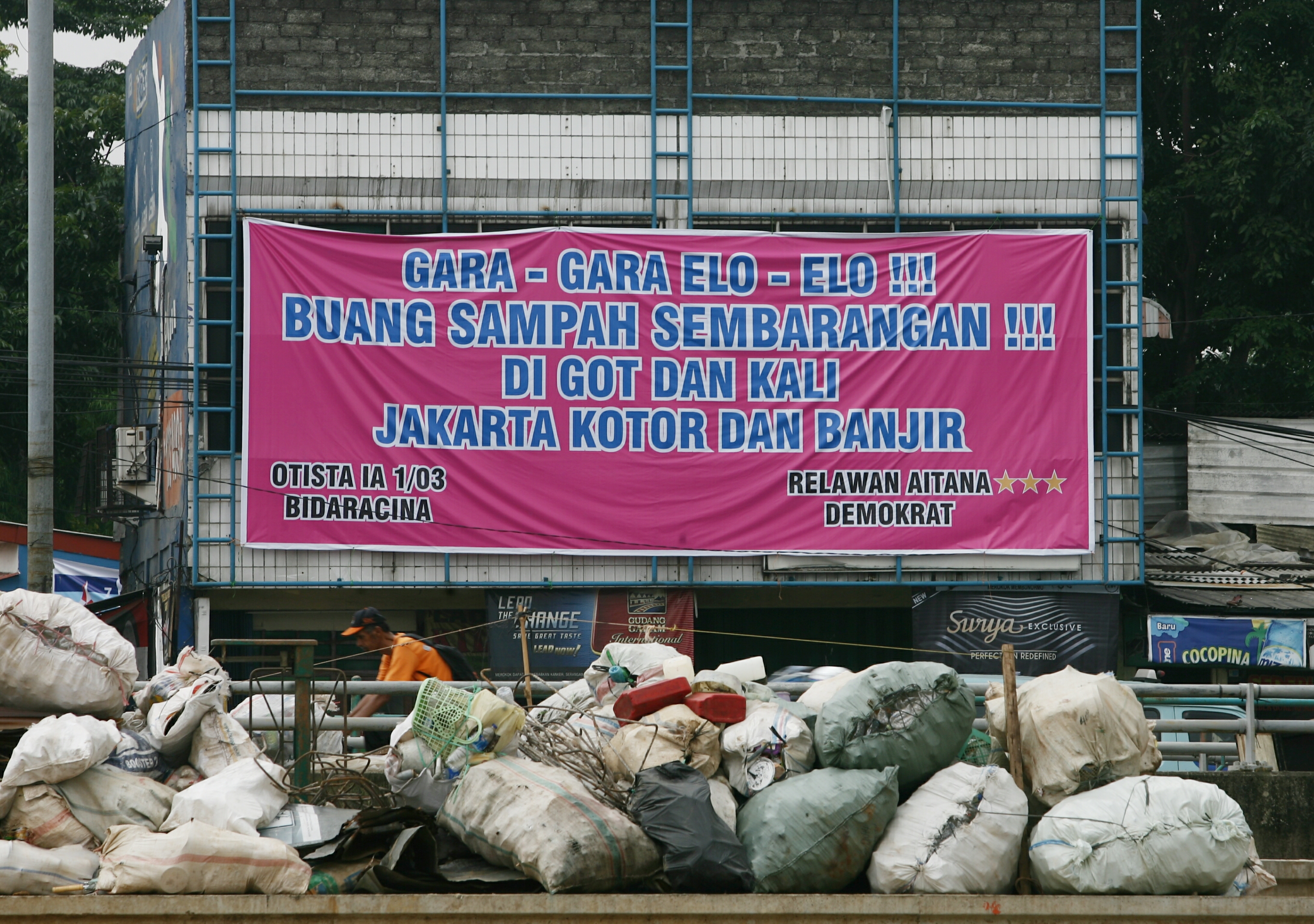 Cara Sederhana Djarot Benahi Ibu Kota