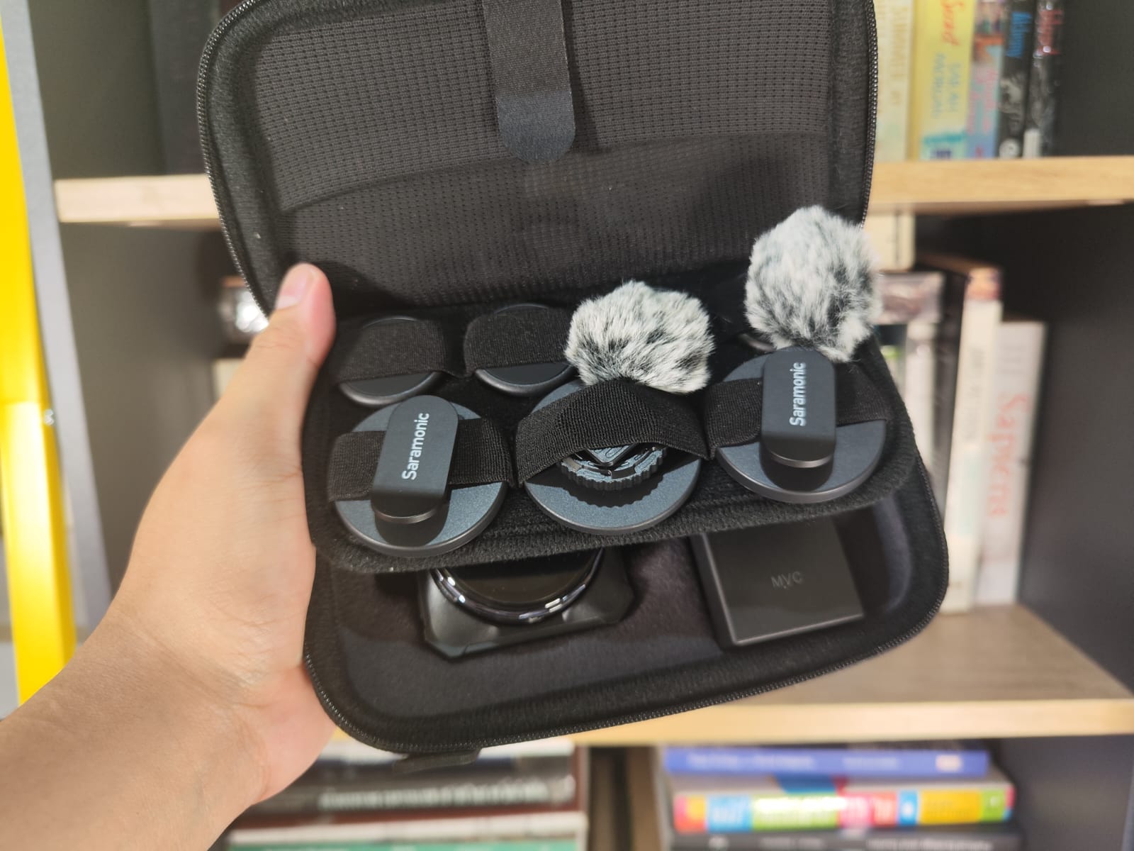 Saramonic Blink Me B2, Wireless Mic Praktis Buat Content Creator