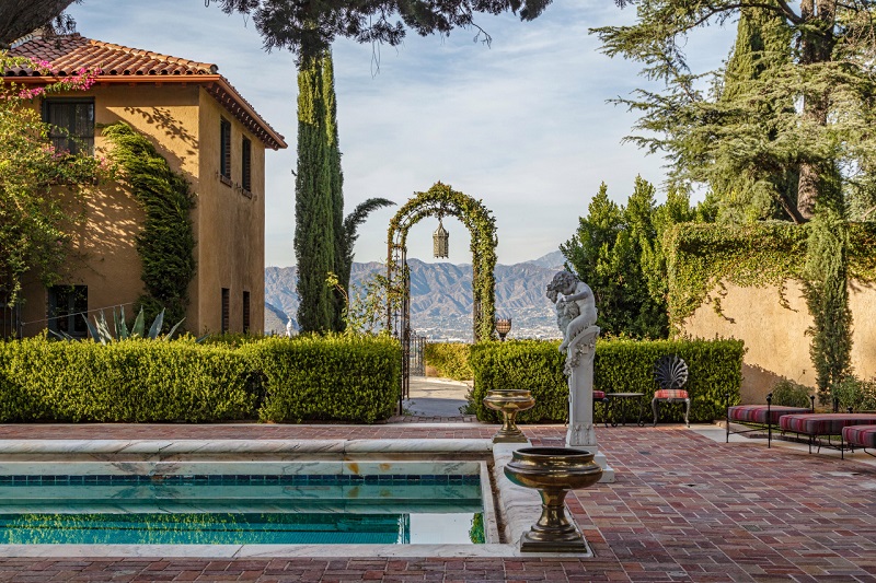Properti Mewah Tempat Syuting Scream 3 dan Britney Spears Dijual Rp581 Miliar