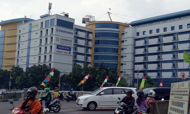 Mengenal Wayan Mirna Salihin saat di Bangku Sekolah