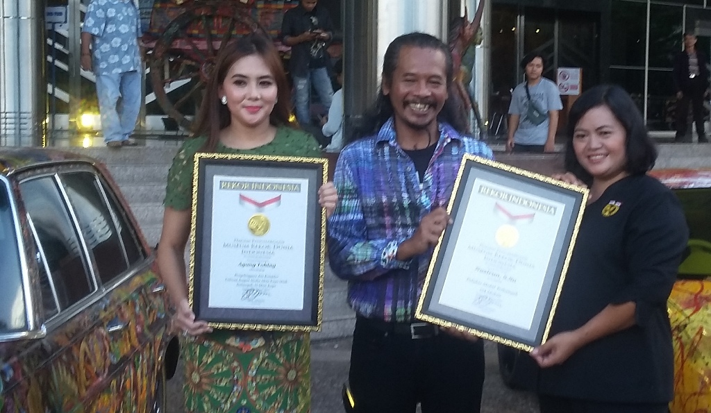 Melukis di 3 Media, Nasirun Raih 3 Rekor MURI