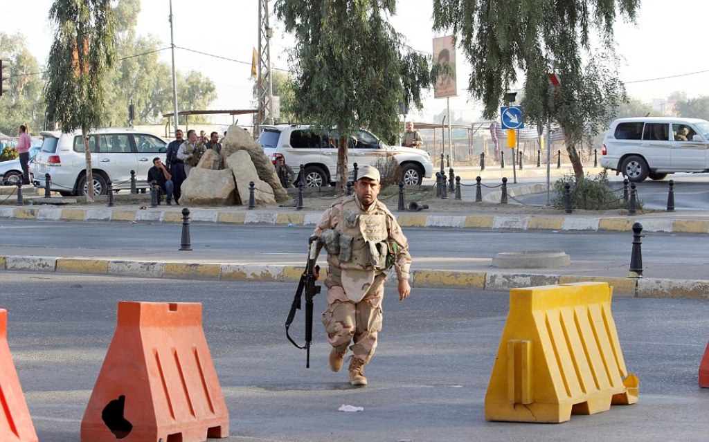 Pengebom Bunuh Diri ISIS Coba Alihkan Pertempuran dari Mosul