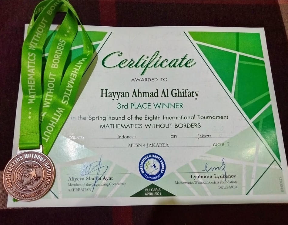 Siswa MTSn 4 Jakarta Ukir Prestasi di Kompetisi Matematika Internasional