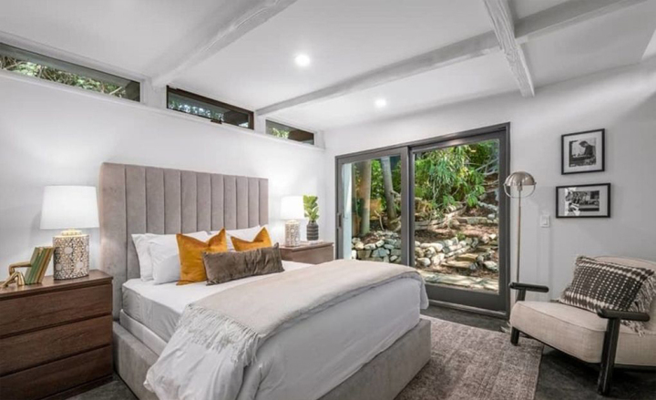 Bintang Transformers Jual Rumah Rp32 Miliar