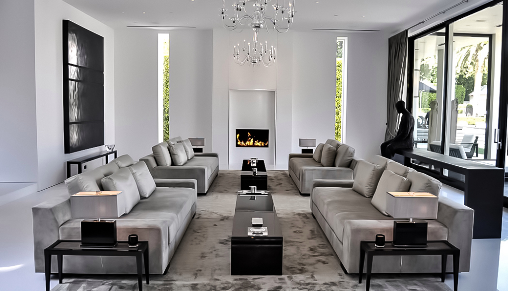 Rumah Hitam-Putih Simon Cowell yang Dijual Rp371 Miliar