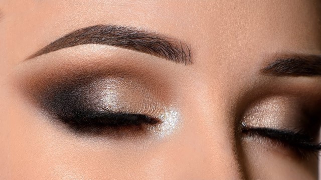 cara mengaplikasi eyeliner