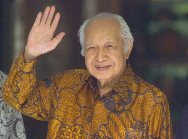 Pembahasan Gelar Pahlawan untuk Soeharto Mengendap