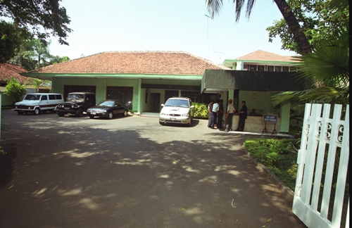 Bocah Ini Mengurus Adik Dan Ayah Yang Polio Medcom Id