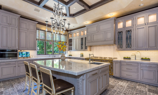 Pasangan Selebritas Beli Rumah Baru Rp370 Miliar