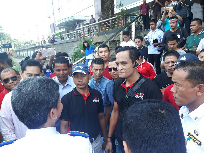 Perwakilan Sopir Taksi Online Bakal Temui Pihak Istana
