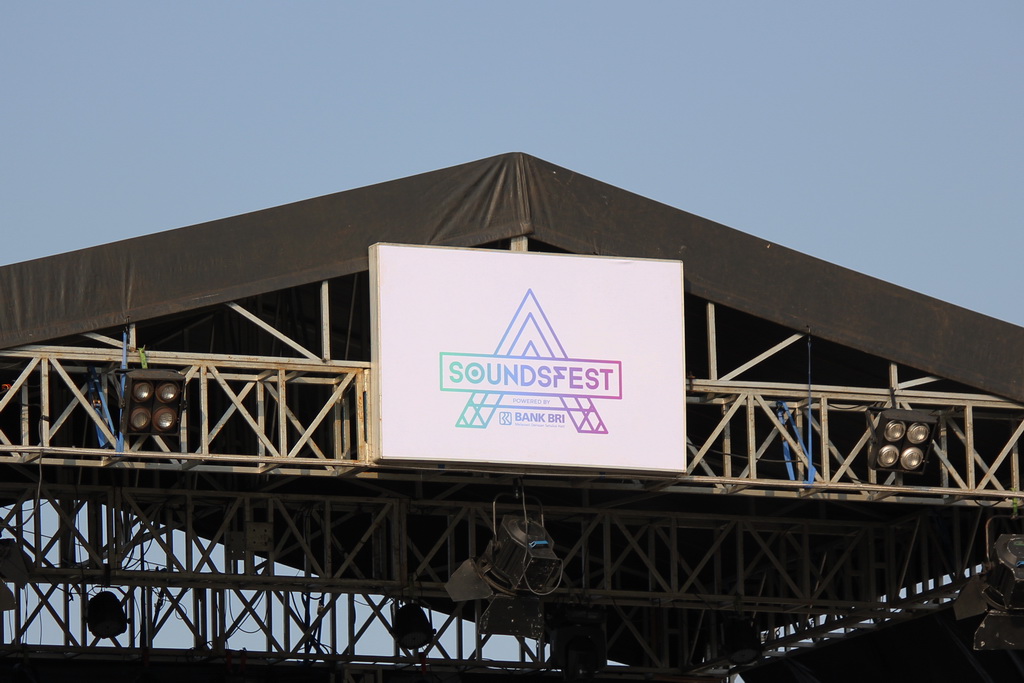Aksi Sheila On 7 Paling Dinanti di Sounds Festival 2016