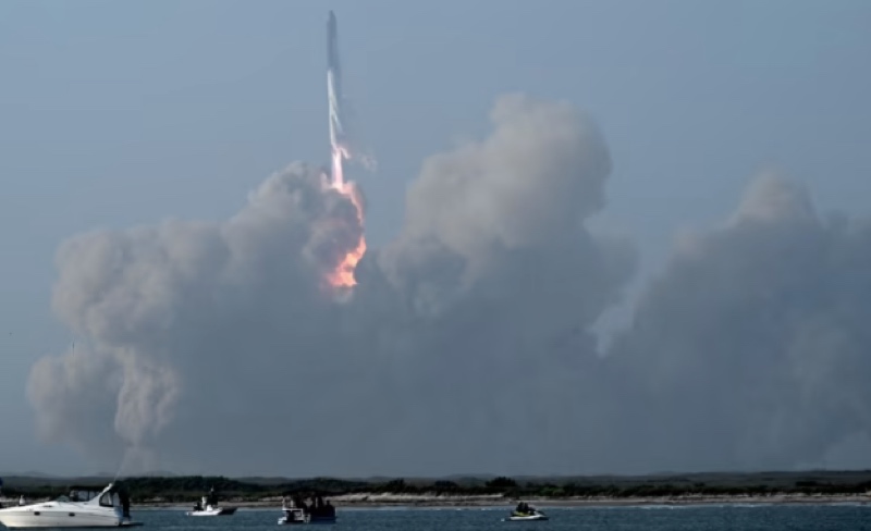 SpaceX Starship, Roket Terbesar di Dunia Meledak saat Uji Terbang Pertama