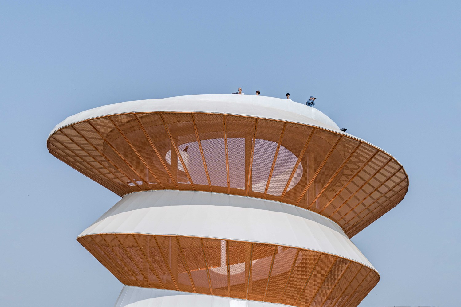 Menara Berbentuk Spiral Setinggi 15 Meter