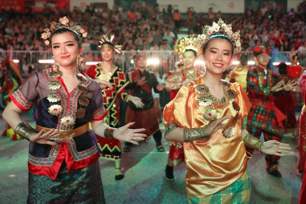 300 Penari Indonesia Tampil di Festival Chingay Singapura