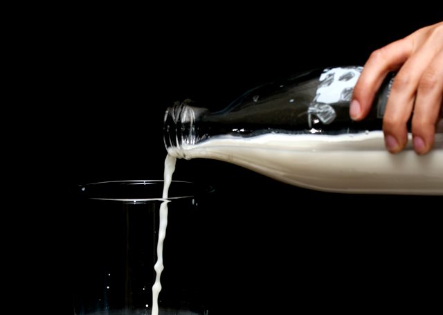 Apa yang Terjadi pada Tubuh Anda Ketika Berhenti Minum Susu?