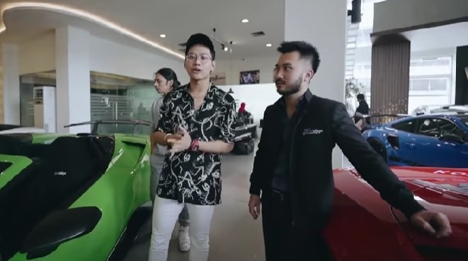 Indra Kenz dan Rudy Salim. Youtube INDRAKENZ - Daily Life