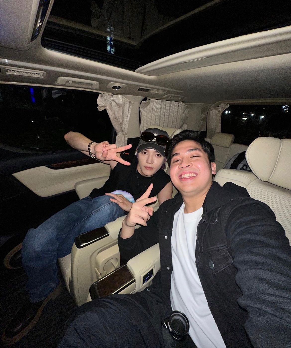 Jerome Polin Pamer Dekat dengan Taeyong NCT, Makan Bareng hingga Dapat <i>Signed Album</i>