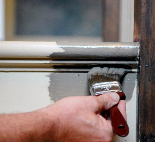 Cara Mengecat Anak Tangga