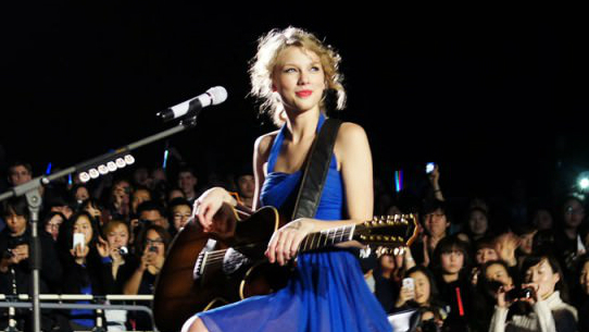 Pesan Rahasia Taylor Swift dalam Blank Space