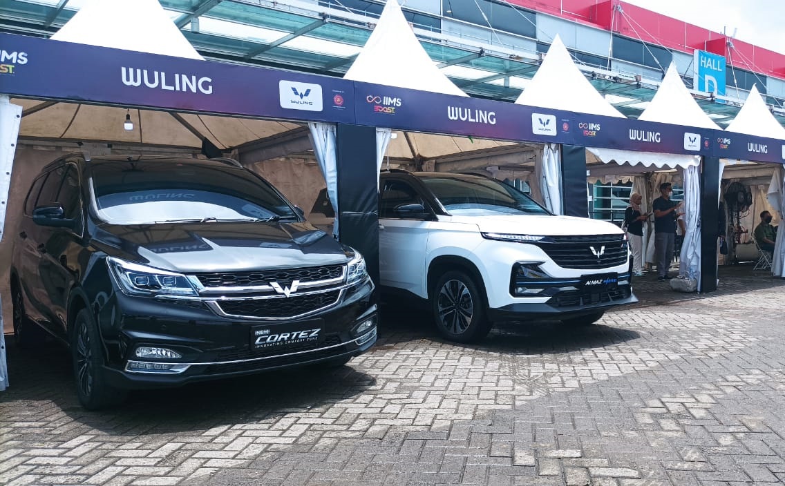 Selain Mobil Bensin, Mobil Listrik Harga Terjangkau Ini Bikin Penasaran Pengunjung IIMS