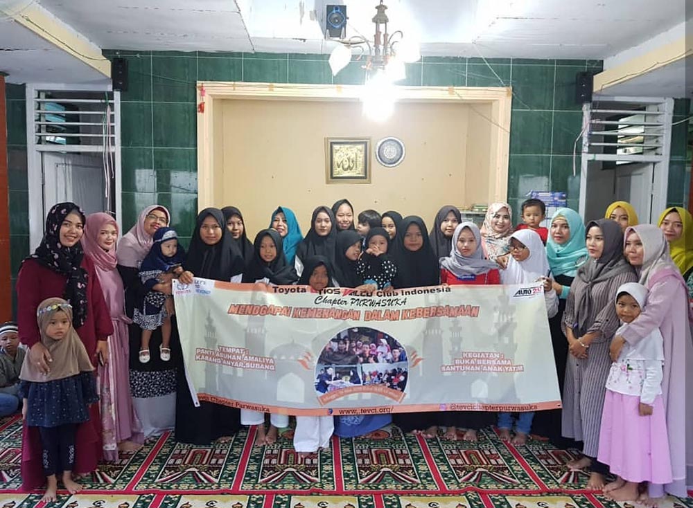 TEVCI Purwasuka Berbagi Rasa Syukur Bersama Anak Yatim