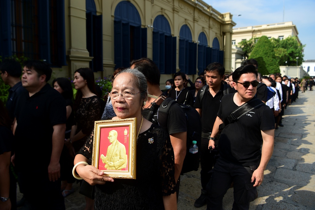 Hormat dari Para Pemimpin Dunia untuk Raja Thailand