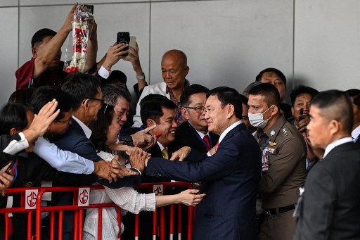 Thaksin Pulang, Thailand Siap Hadapi Hari-Hari Dipenuhi Drama Politik