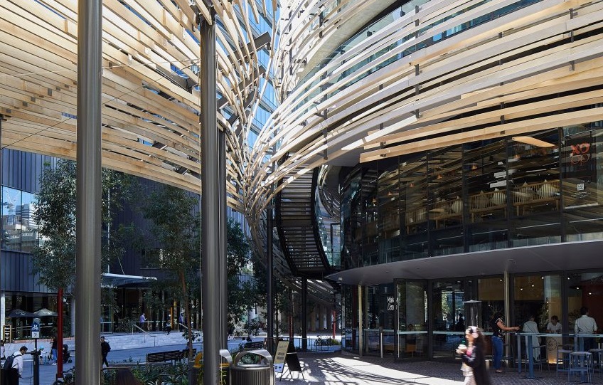 The Exchange, Bangunan dengan Desain Dinamis