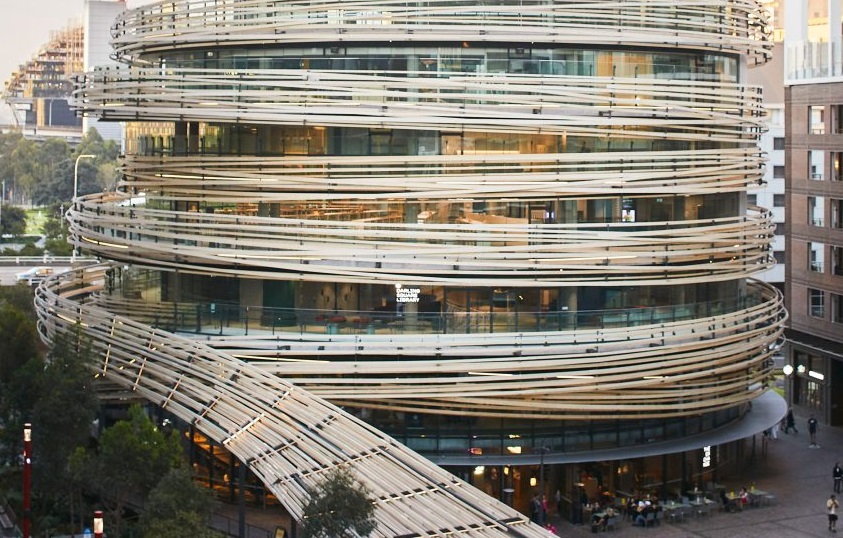 The Exchange, Bangunan dengan Desain Dinamis