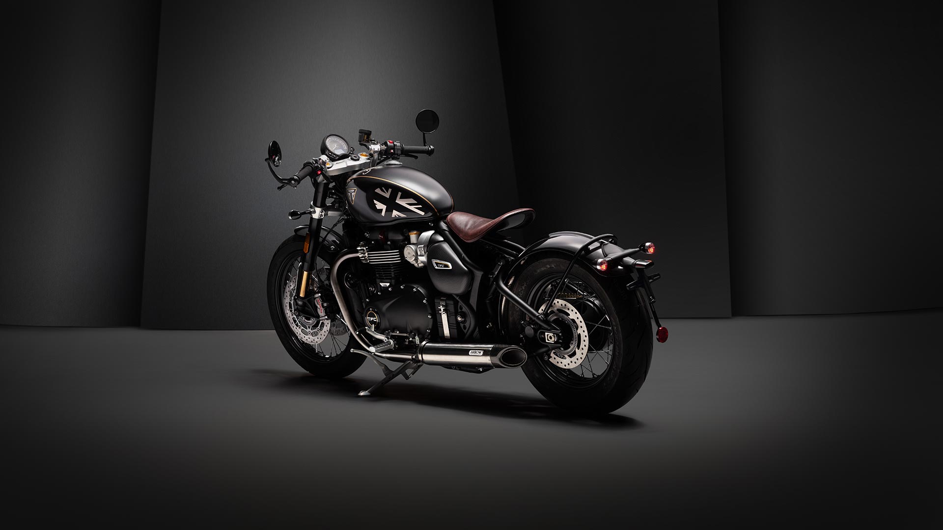 Triumph Bonneville Bobber TFC, Motor Custom ala Pabrikan