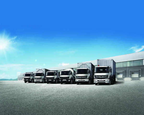 Truk Mercedes-Benz Sudah Bisa Konsumsi Biodiesel