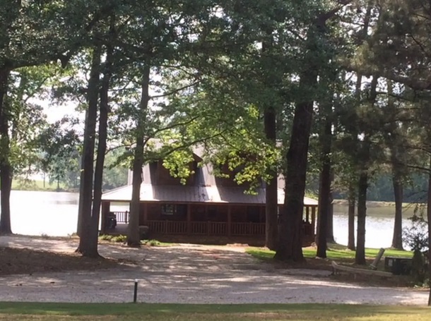 Rumah Peristirahatan Tony Stark di Avengers: Endgame Disewakan