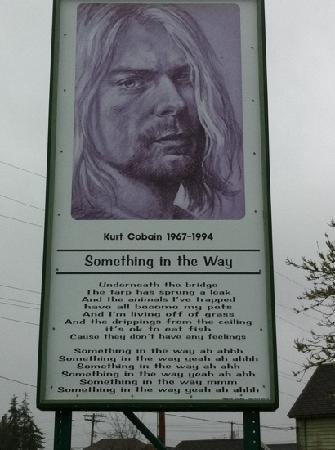 Menguak Misteri Kematian Kurt Cobain