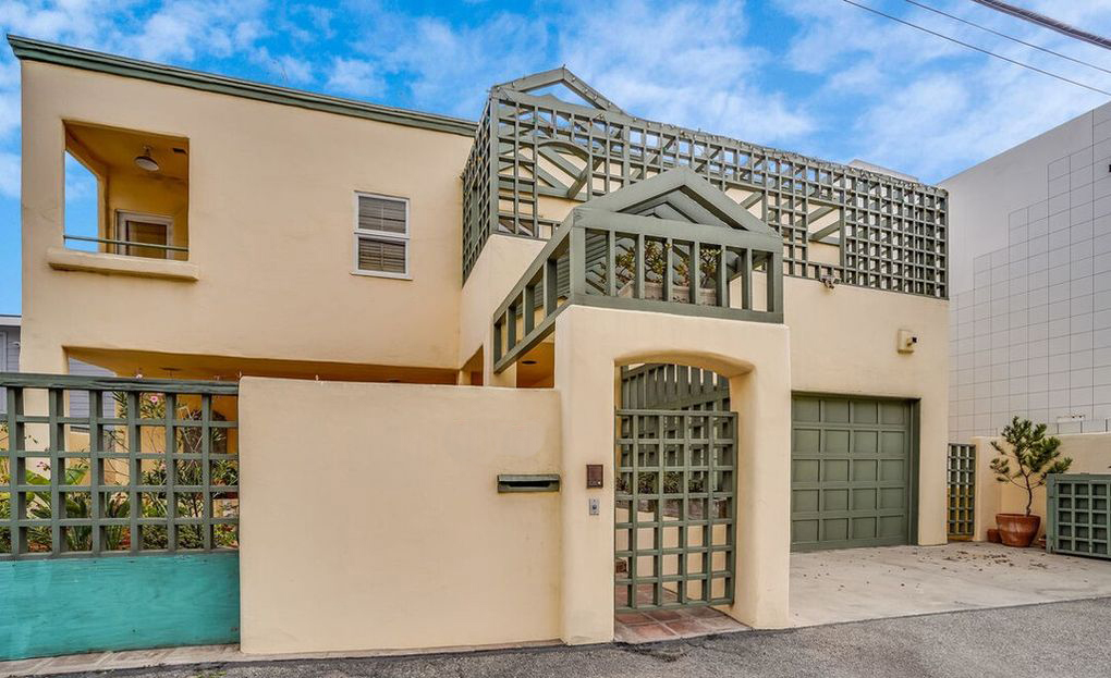 Tyra Banks Beli Rumah Pantai Rp65 Miliar