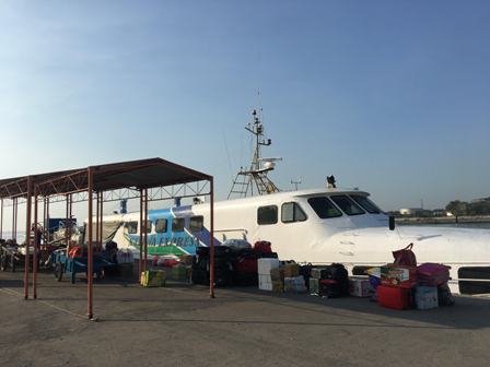 Ratusan Penumpang Kapal Terlantar di Gresik