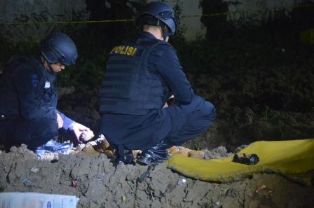 Ratusan Granat Terpendam di Area Sawah di Tegal