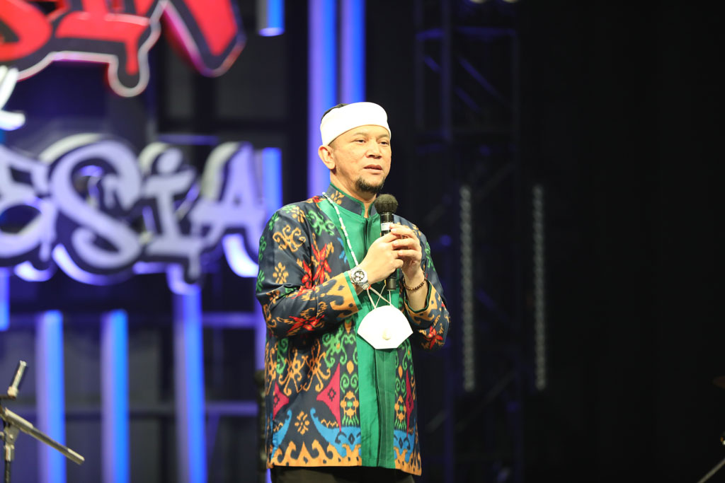 Apakah Pahala Hilang Kalau Silaturahmi Online? Ini Penjelasan Ustaz