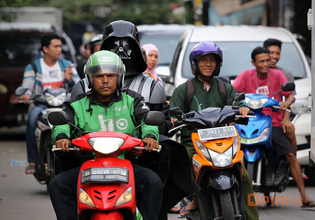 This is What Happens If Darth Vader Lives in Jakarta