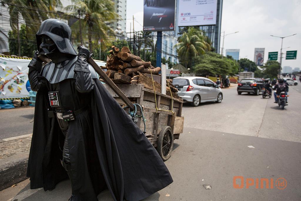 This is What Happens If Darth Vader Lives in Jakarta