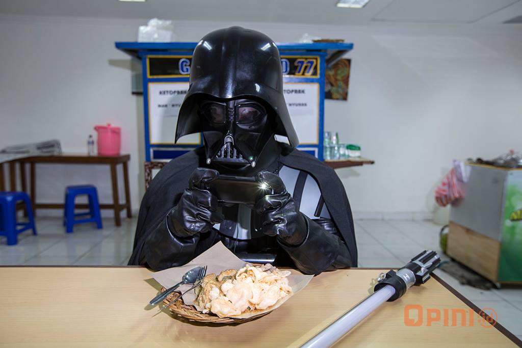 This is What Happens If Darth Vader Lives in Jakarta