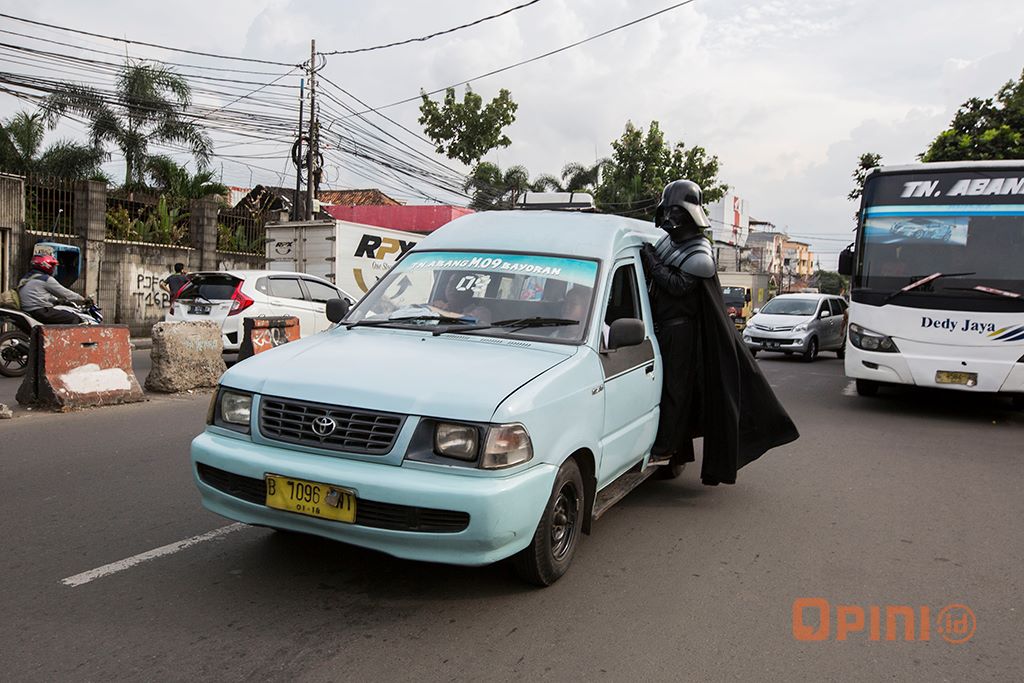 This is What Happens If Darth Vader Lives in Jakarta