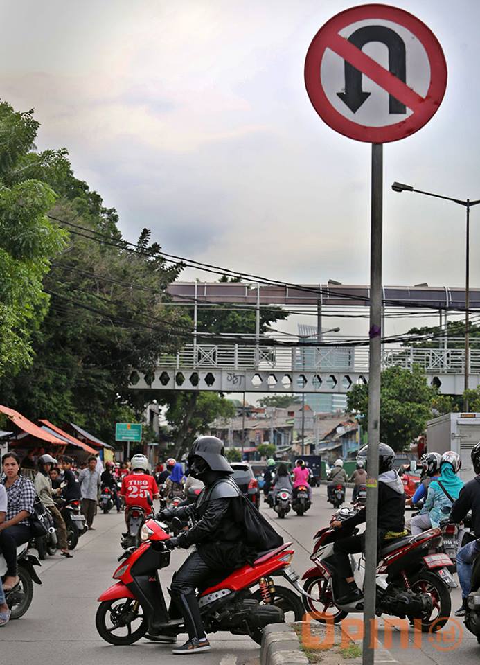 This is What Happens If Darth Vader Lives in Jakarta