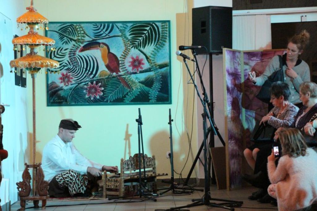 Art Kalamakara, Cerita Keindahan Indonesia di Hongaria