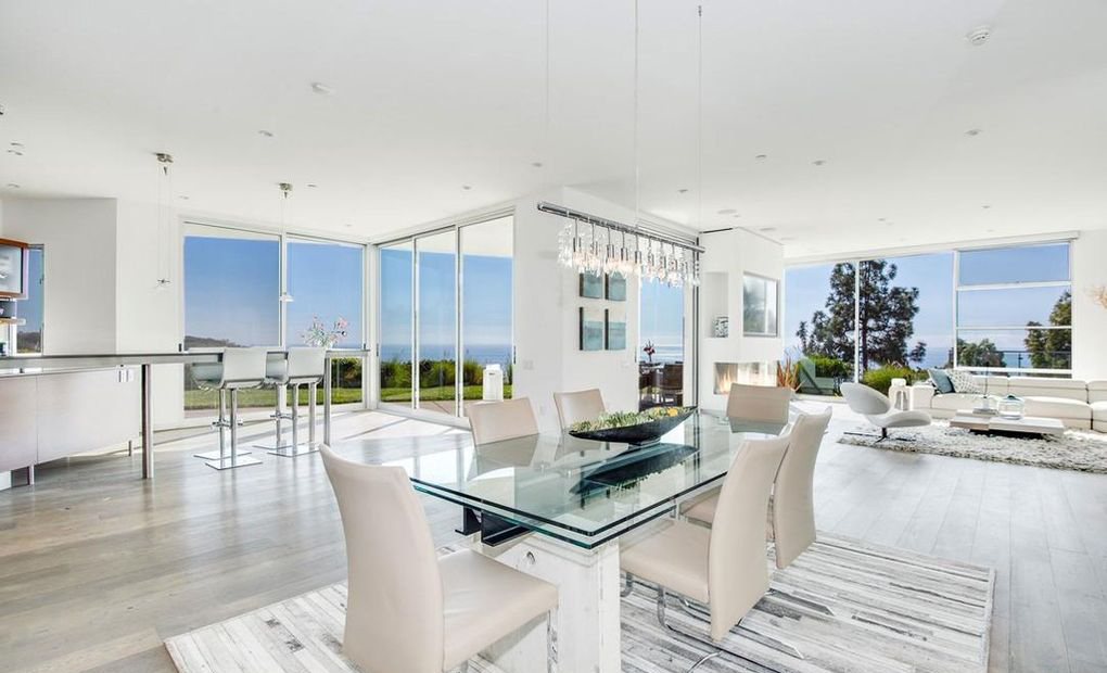 Willow Smith Beli Rumah Malibu Seharga Rp46 Miliar