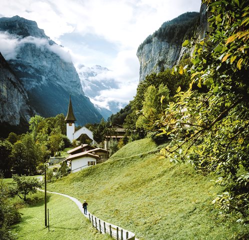Pariwisata di Prancis dan Swiss Bakal Dibuka Kembali