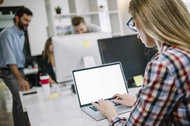 Ini Alasan Menggemuk Sejak Mulai Bekerja